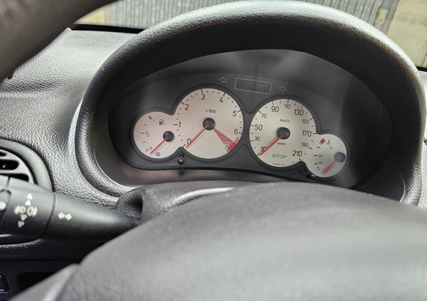 Peugeot 206 cena 7100 przebieg: 134092, rok produkcji 2007 z Poznań małe 154